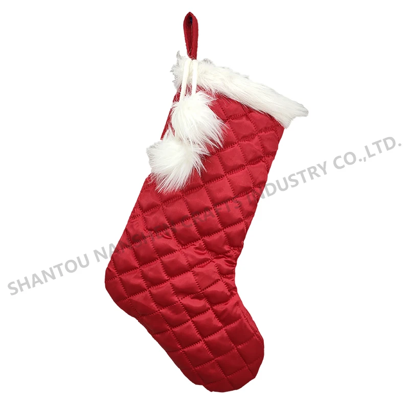 
Production of custom pressed cotton thick Christmas socks, plush socks POM POM ball girdle Christmas socks 