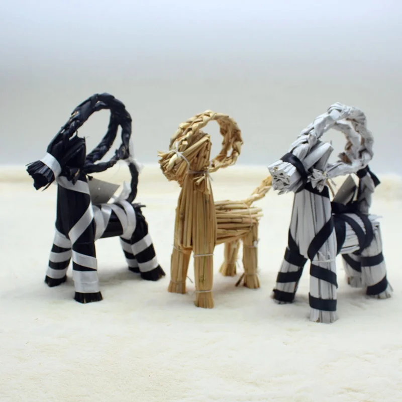 Eco friendly organic Christmas straw ornaments