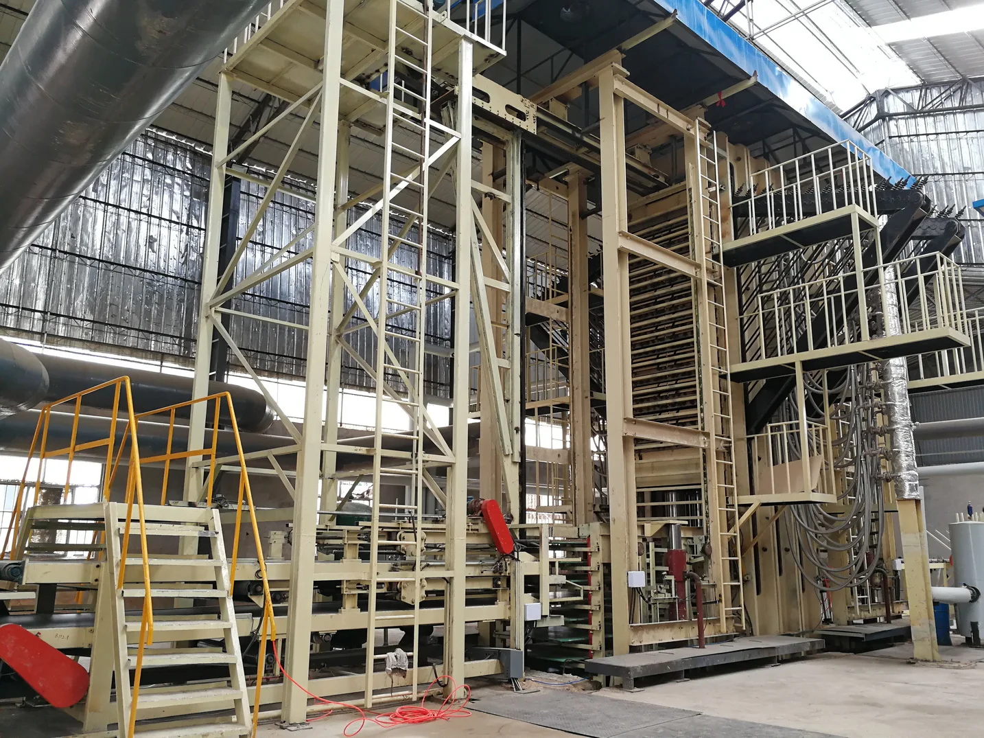 Particle Board Making Machine