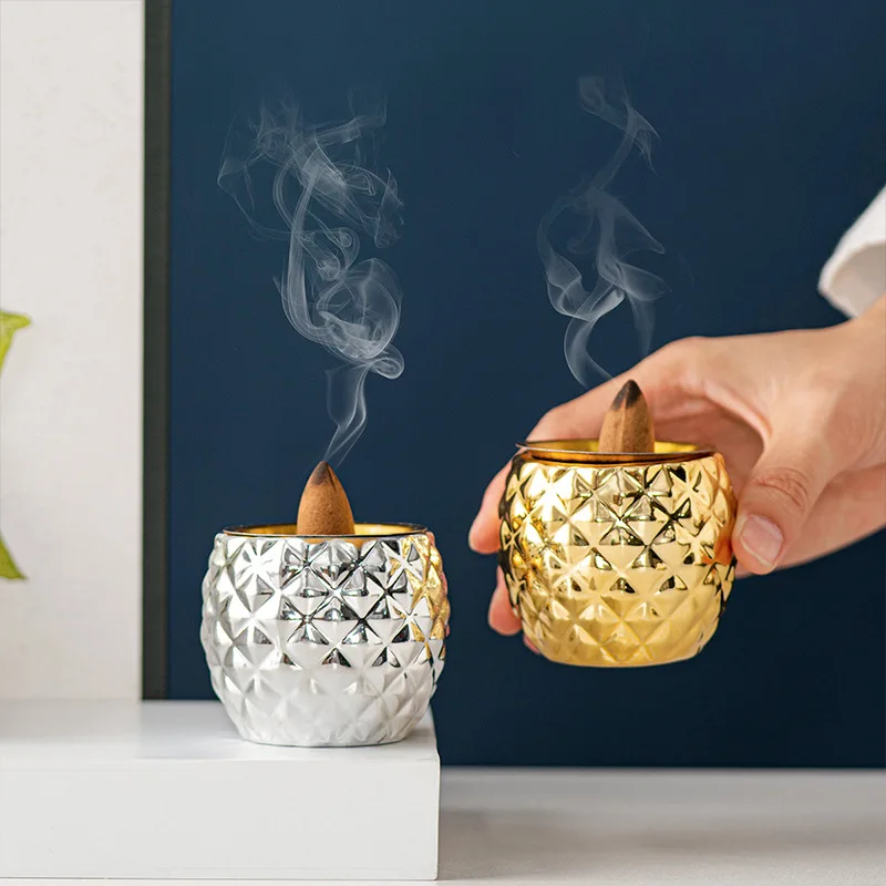 European simple golden handheld compact home furnishings Middle Eastern Arabian festival ceramic incense burner
