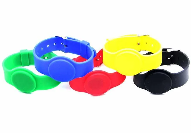 13.56 MHz 125khz  Waterproof Wrist Watch Silica Gel ISO14443A EM IC Wristband RFID Keyfob Tag Band Access Control Card