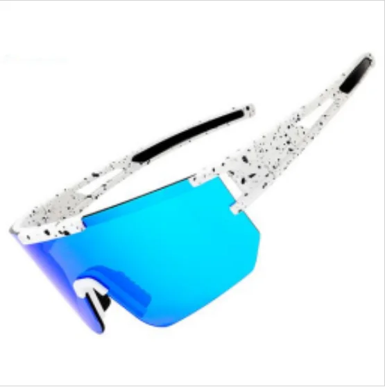 UV400 Outdoor Sports Eyewear Customized Logo Cycling Glasses With Optical Insert For Myopic Lens