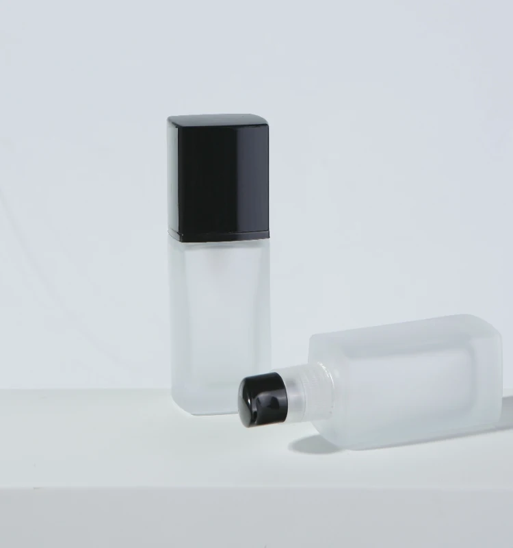 China factory Square screen printing frosted Crystal Transparent black cap 30ml liquid foundation glass bottle