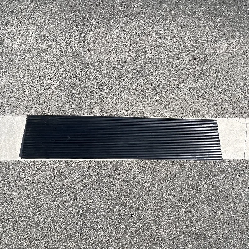 40mm Hot Selling Garage Threshold Fixed Transport Car Road Driveway Black Rubber Curb Kerb Ramp