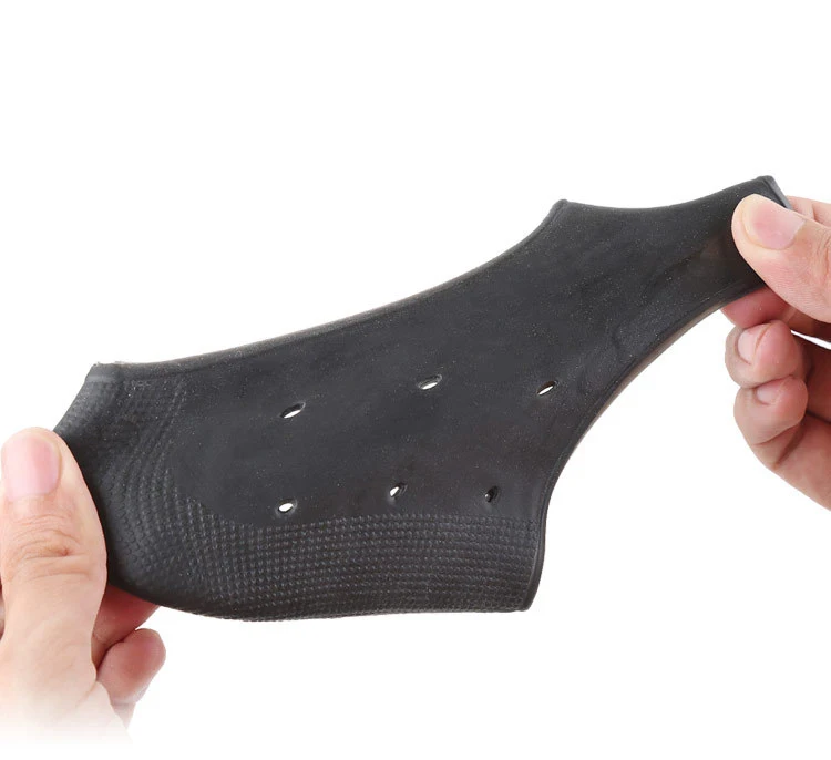 Feet Care Products Medical Cracked Heel Cushion Anti-slip Maintenance Foot Heel Protector Silicone