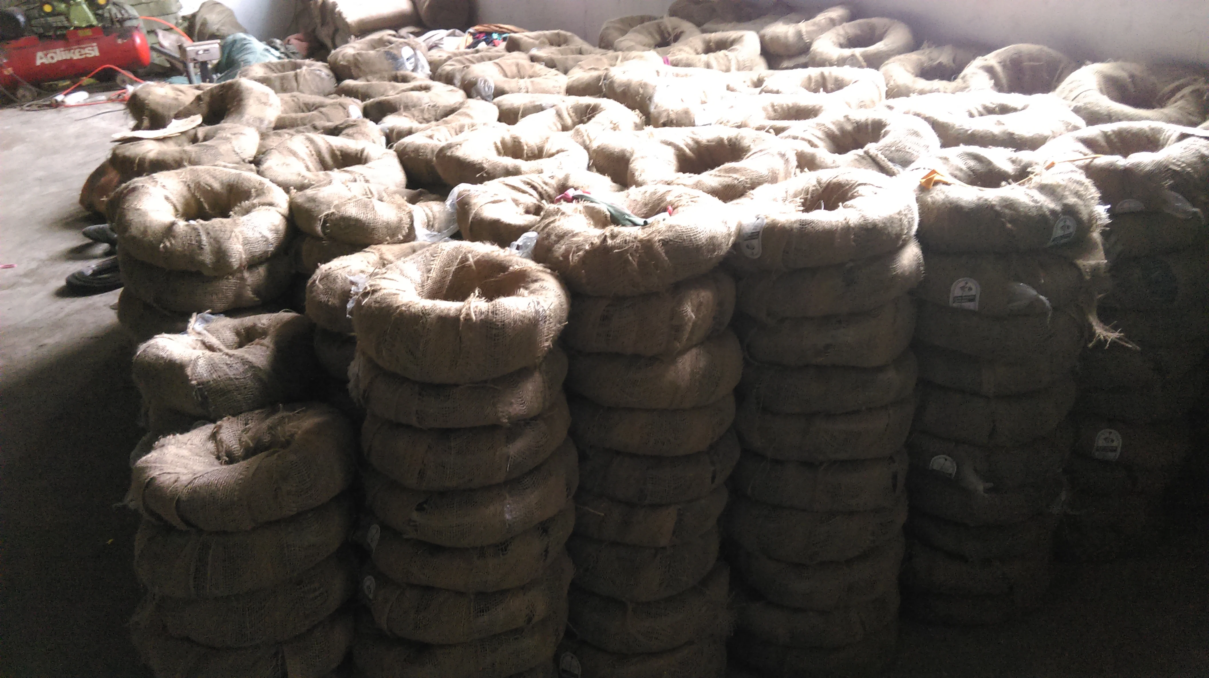 Factory Direct selling GI Wire And hot dipped galvanized iron wire For Building And Farming