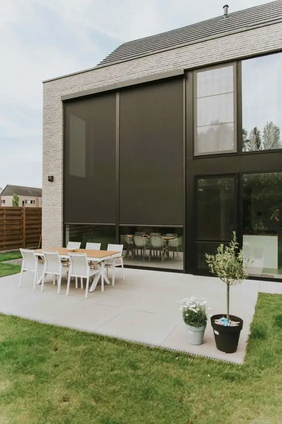 Wholesale Waterproof Windproof Clear PVC Outdoor Curtain Ziptrack Blind  Outdoor Motorised Patio Sun Shade Blinds