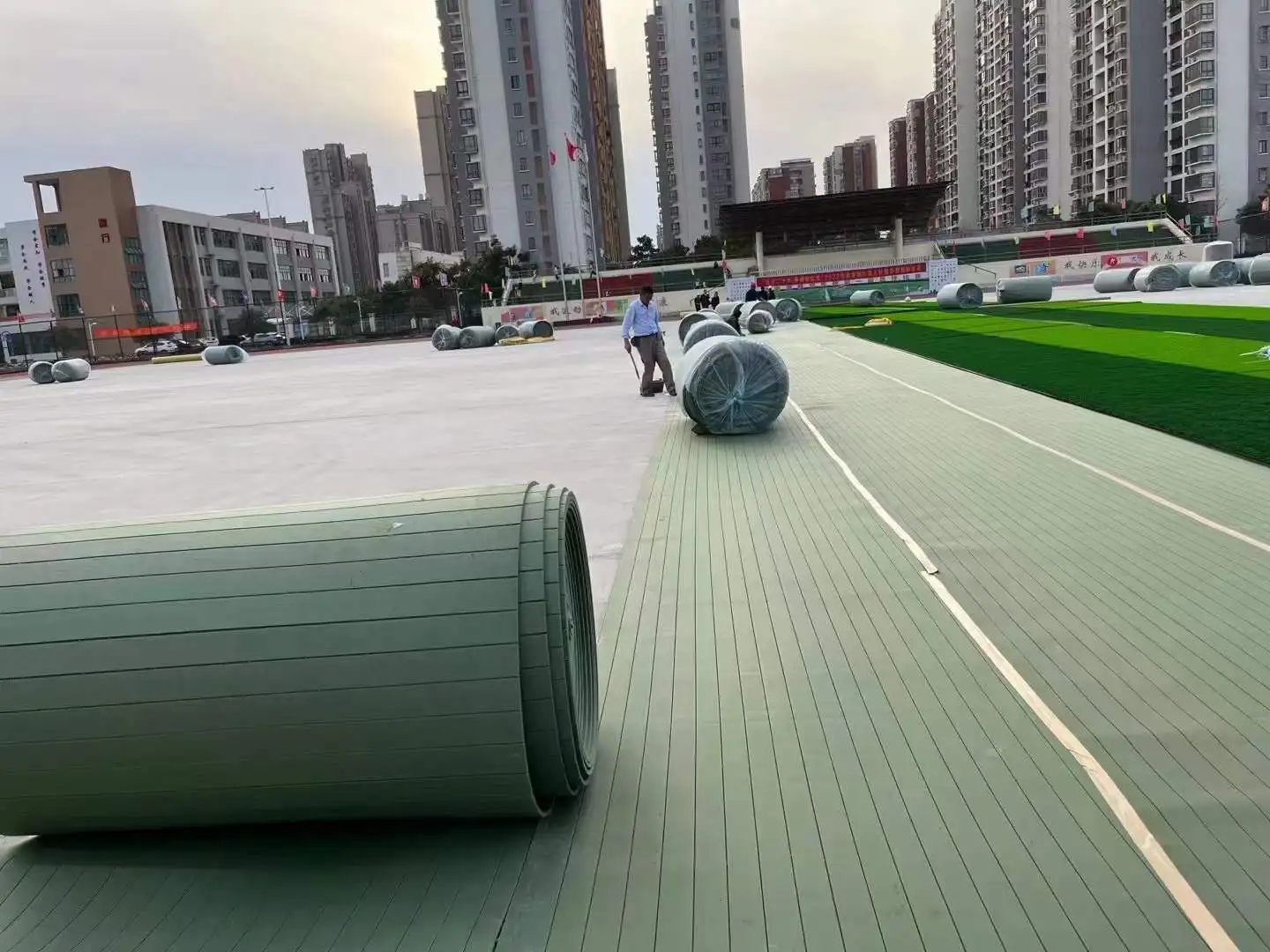 meisen soft eco-friendly rubber pad XPE shock pad for outdoor playground soccer field 10mm  artificial grass underlay mat