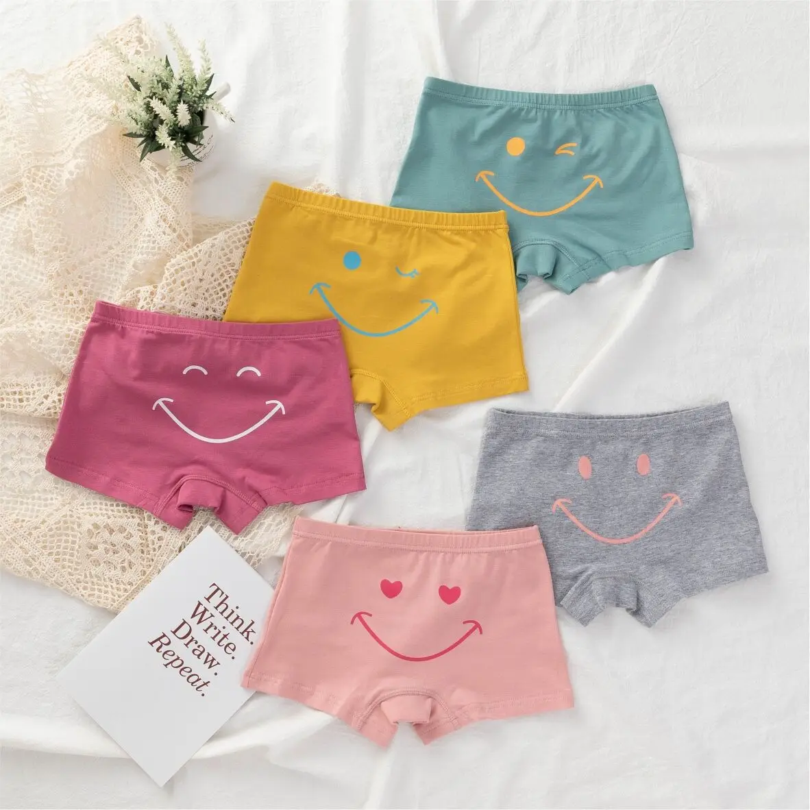 Little Girls Panties Baby Children Clothing Kids Girl Briefs Underwear Lovely smile Panties Cute Kids Girls Panties