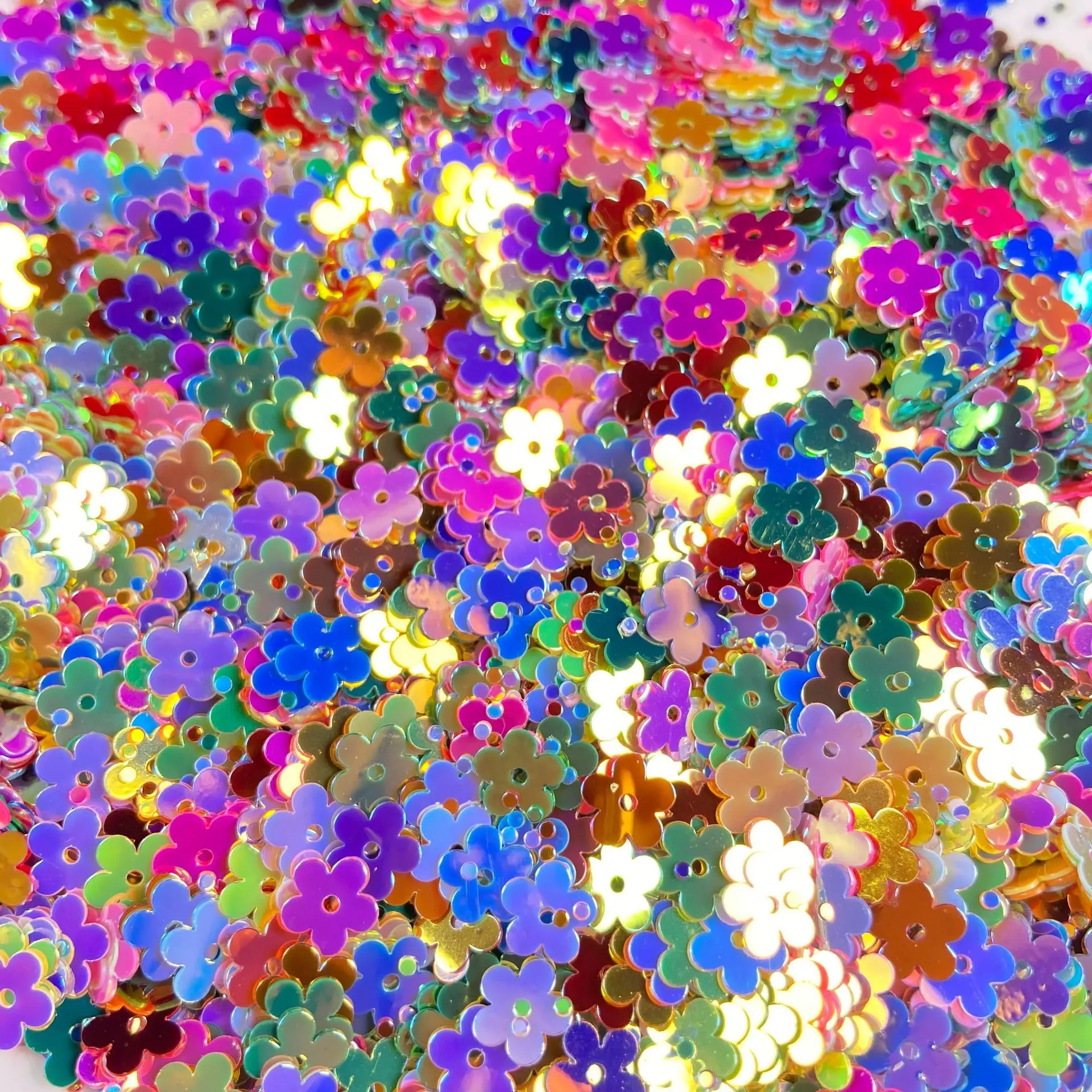 Shiny Flower Shape Loose Sequins Multi-colored Sequins for DIY Nail Art OPP Bag Picture PVC,PVC Garment Factory Wholesale 7mm