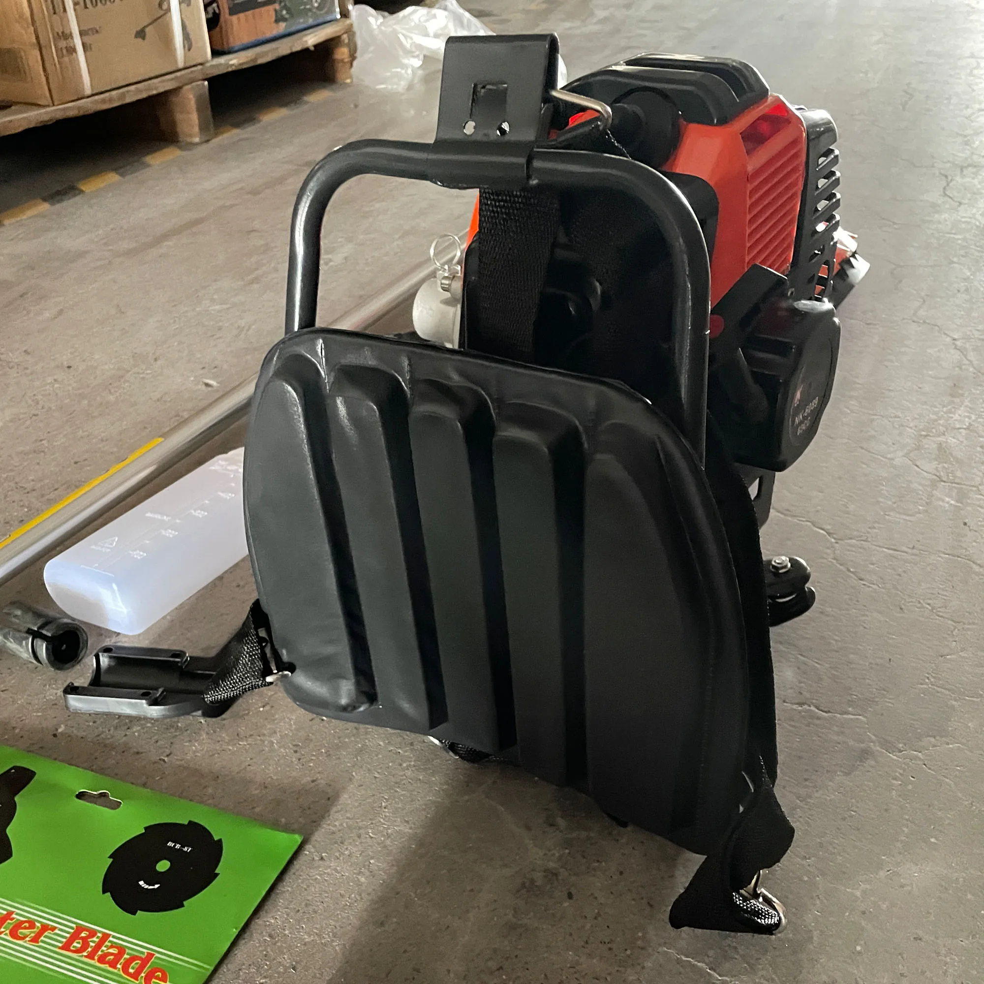 Gasoline 52CC Engine Petrol Brush Cutter Backpack Lawn Mower Grass Cutting Power String Trimmer