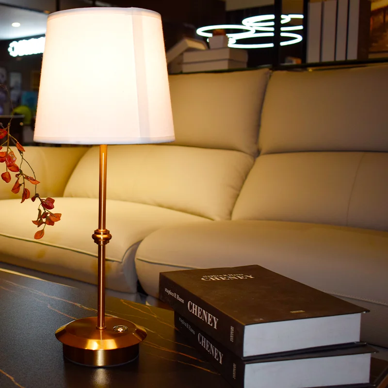 Современная Золотая латунная батарея lampada da tavolo перезаряжаемая ресторанная светодиодная беспроводная тканевая абажур E27 светодиодная настольная лампа для фермерского дома