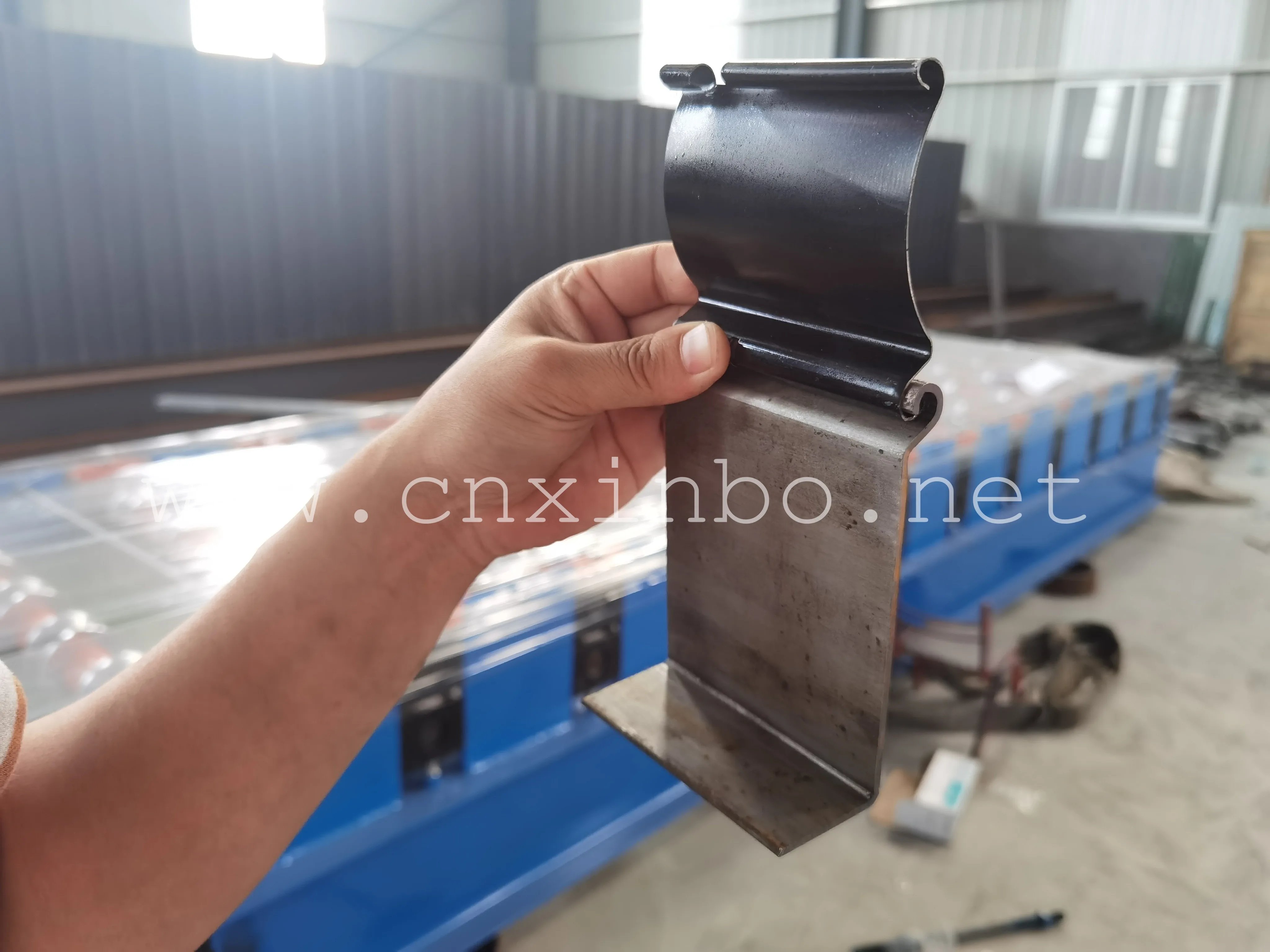 High Quality Automatic roller shutter door slat roll forming machine shutter door L bottom panel machine garage door machine