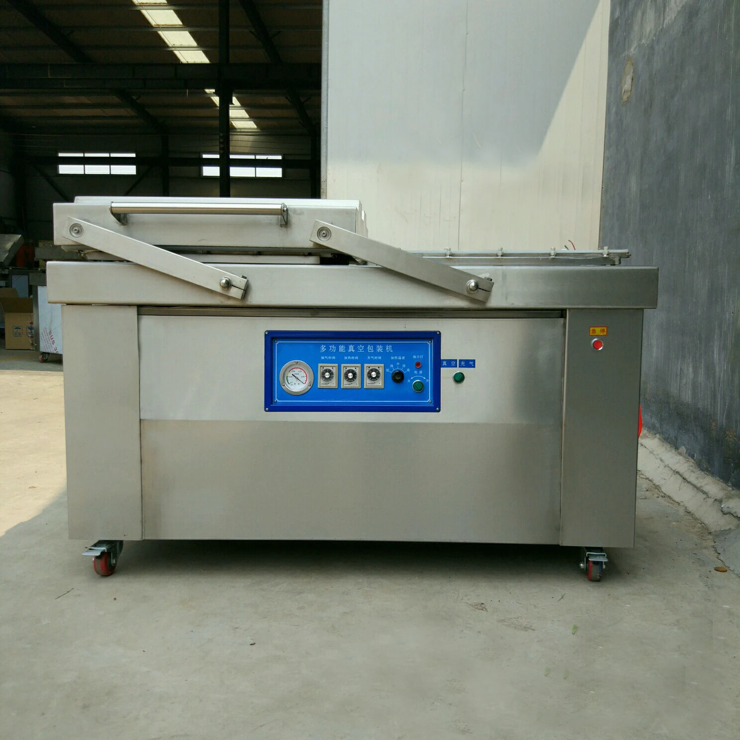 Hot sale double chamber vacuum packing machine food snack package machine