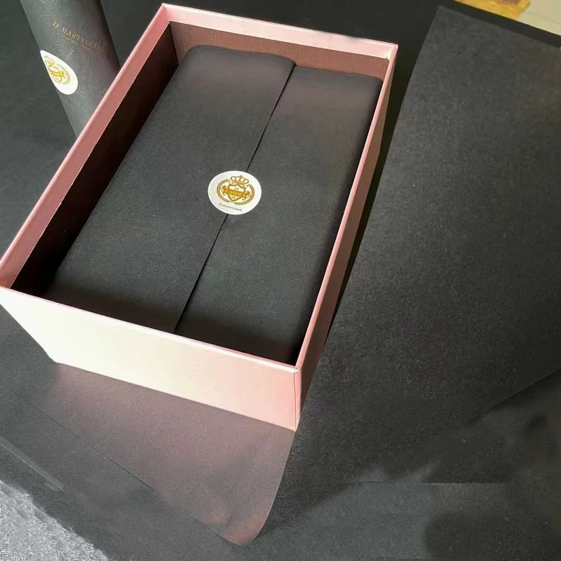 Customized High Quality Personalized Black Printed Tissue Paper Gold Logo With its own logo