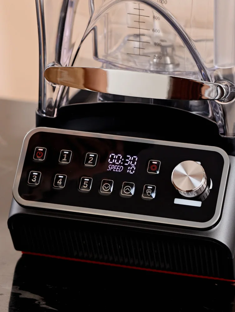 2.5Hp Carbon Brushless DC Motor Blender With Soundproof Cover Commercial Smoothie Blender Machine