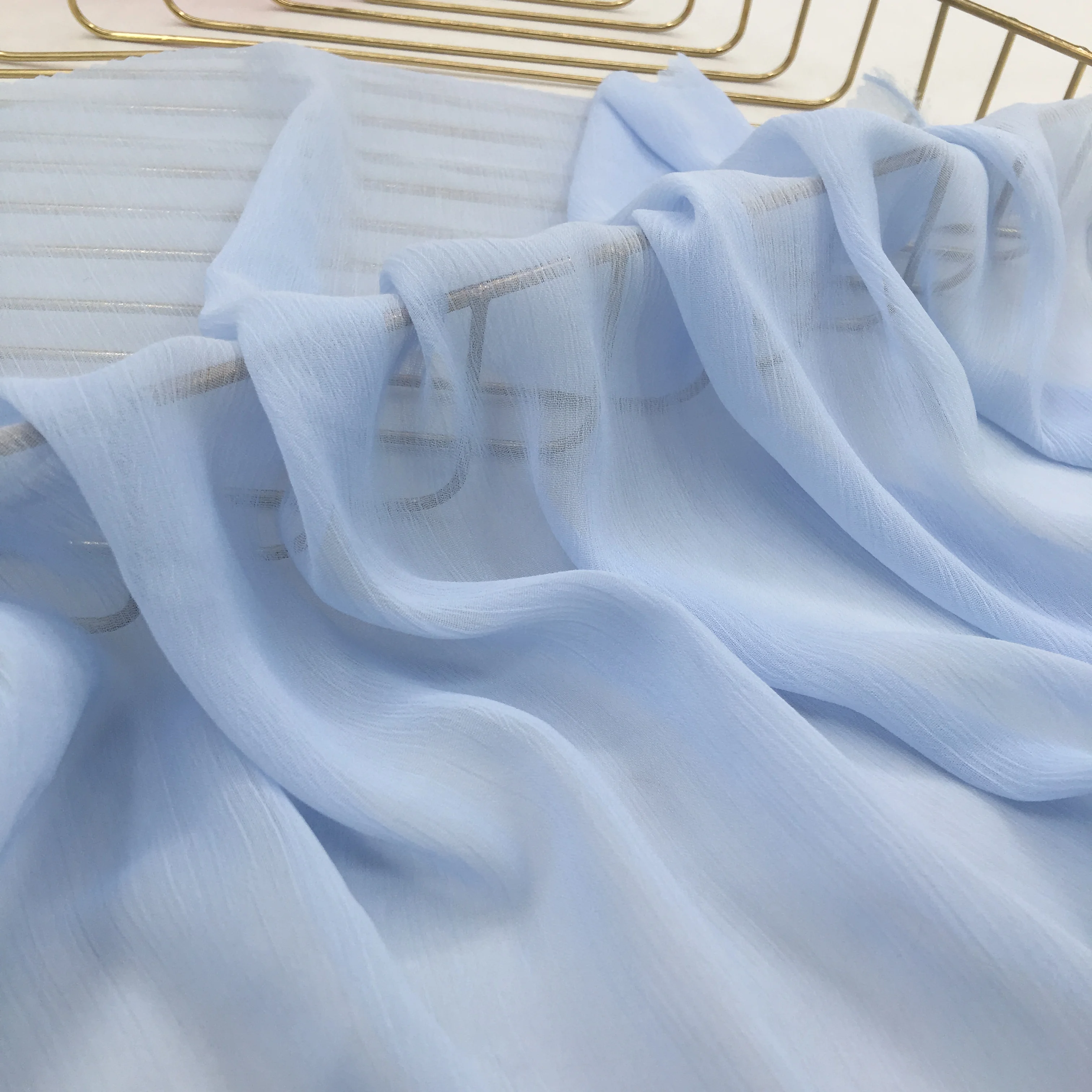 
Wholesale crepe chiffon fabric inventory for breathable Dress Top pure Chiffon printed fabric textiles 