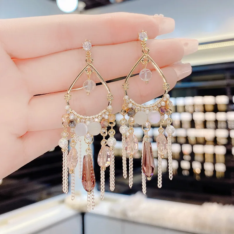 New retro ethnic style luxury tassel earrings female fashion creative wild handmade crystal earrings