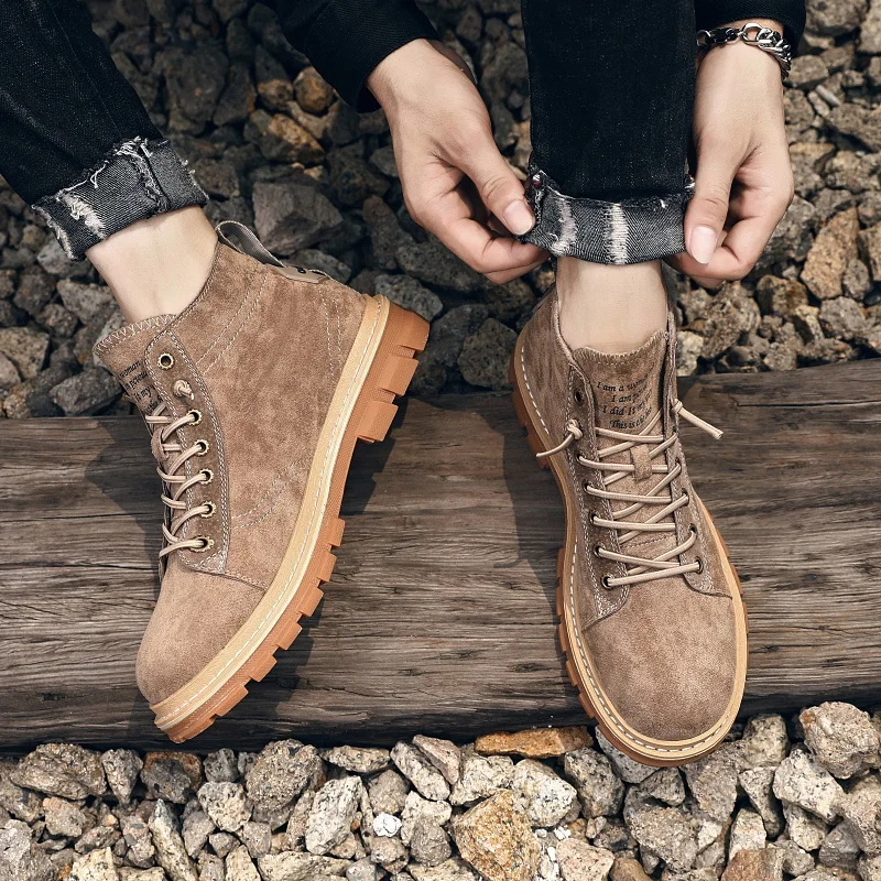 Factory hot sale comfortable martin safety shoes Breathable leather working shoes new fashion casual boots  for men