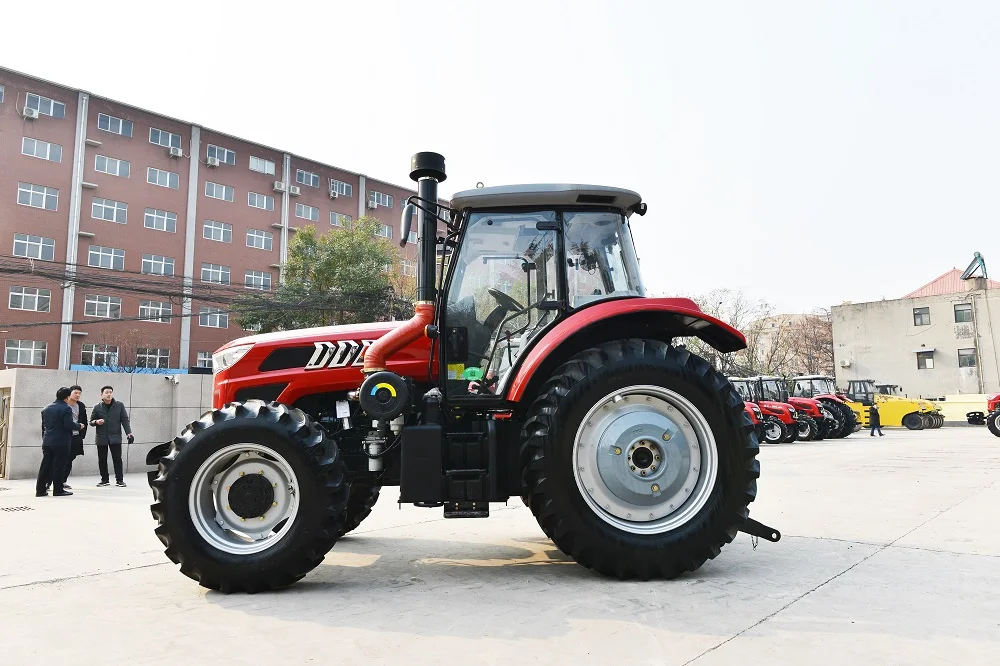 Скидка предложение Lutong Ltx2004 200 л.с. 4WD большой сельскохозяйственный трактор с трактором 25-200