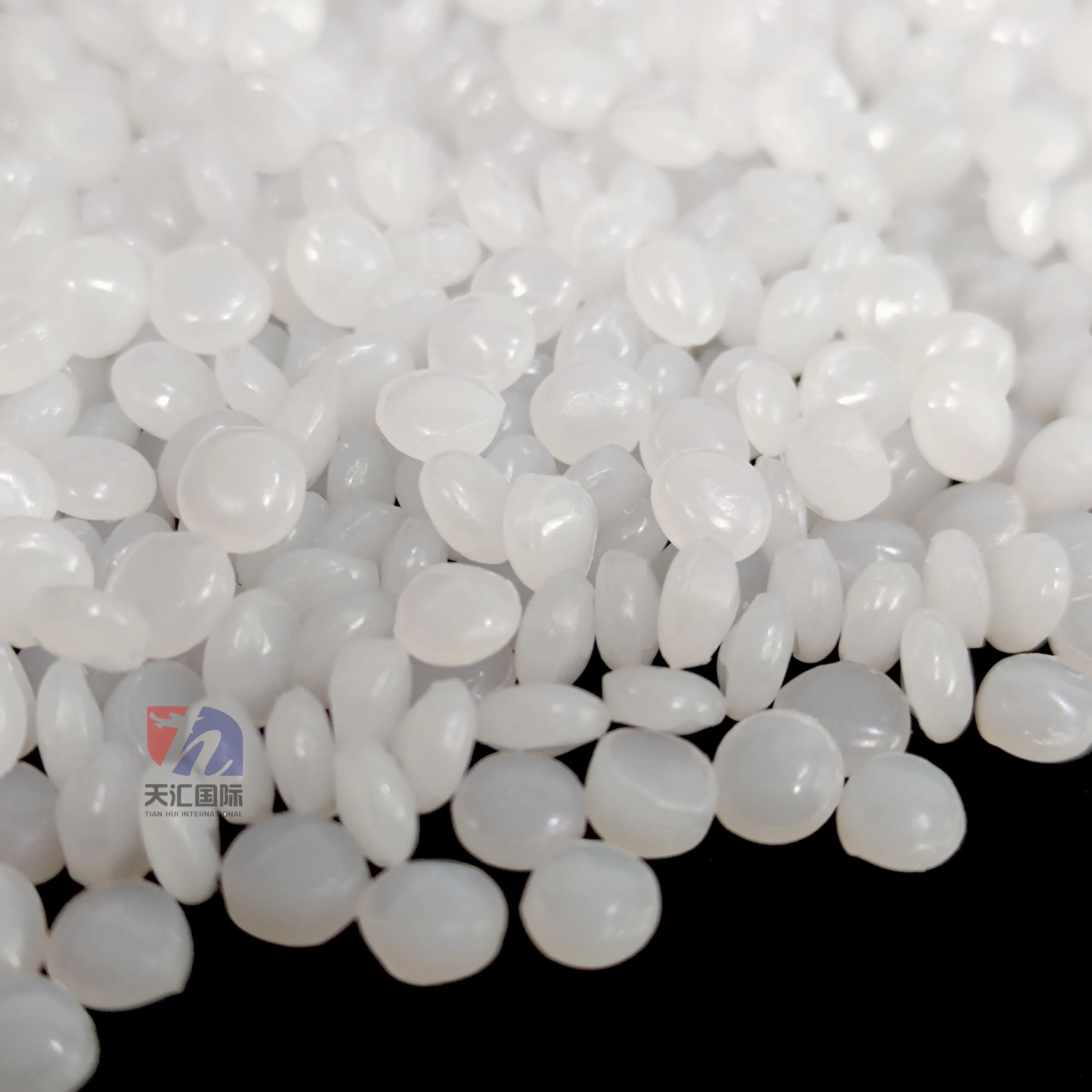 Sinopec plastic raw material blow molding grade HDPE particle, high density polyethylene for plastic injection and extrusion