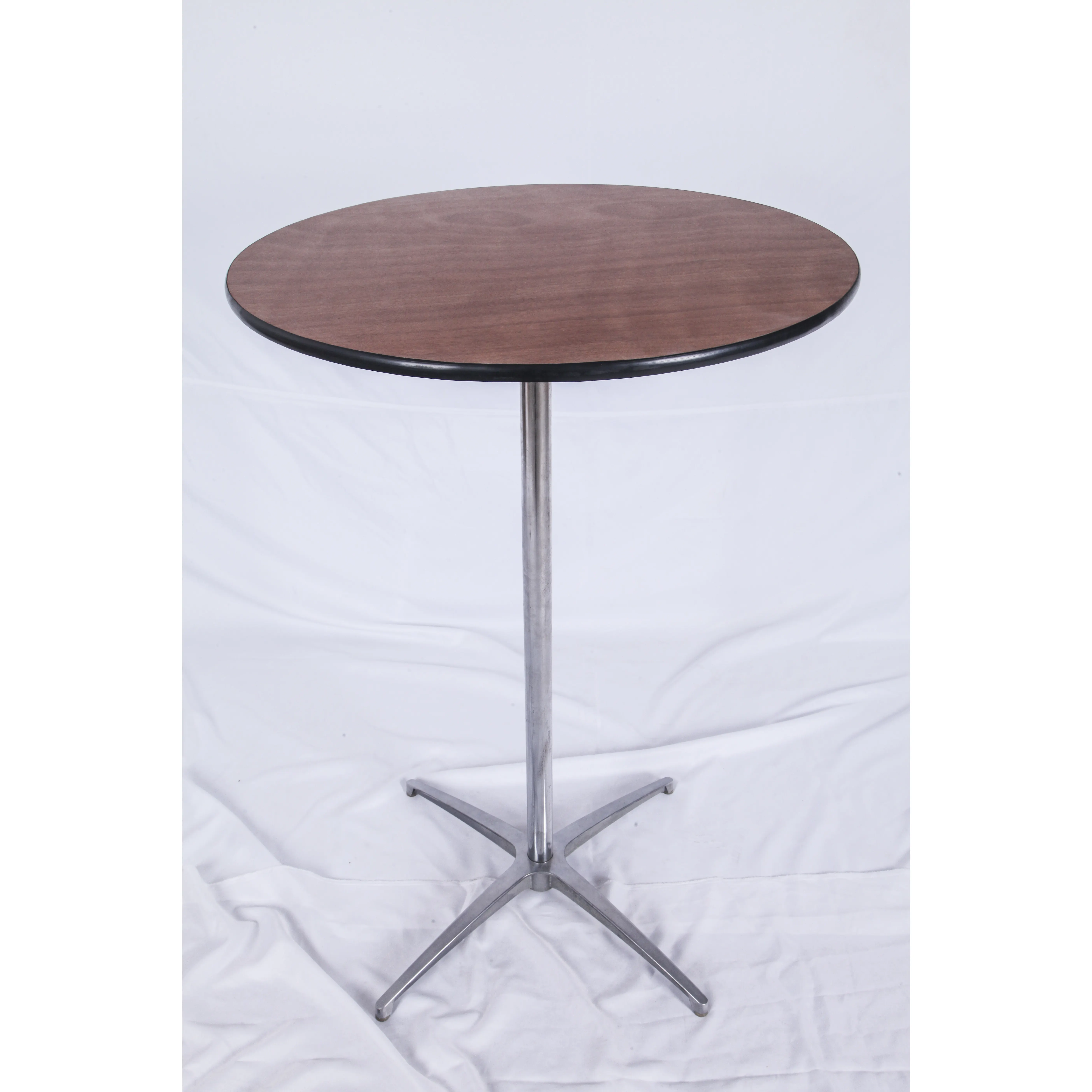 Wholesale Outdoor Industrial Plywood Bar Cocktail Table for Party Rental Events