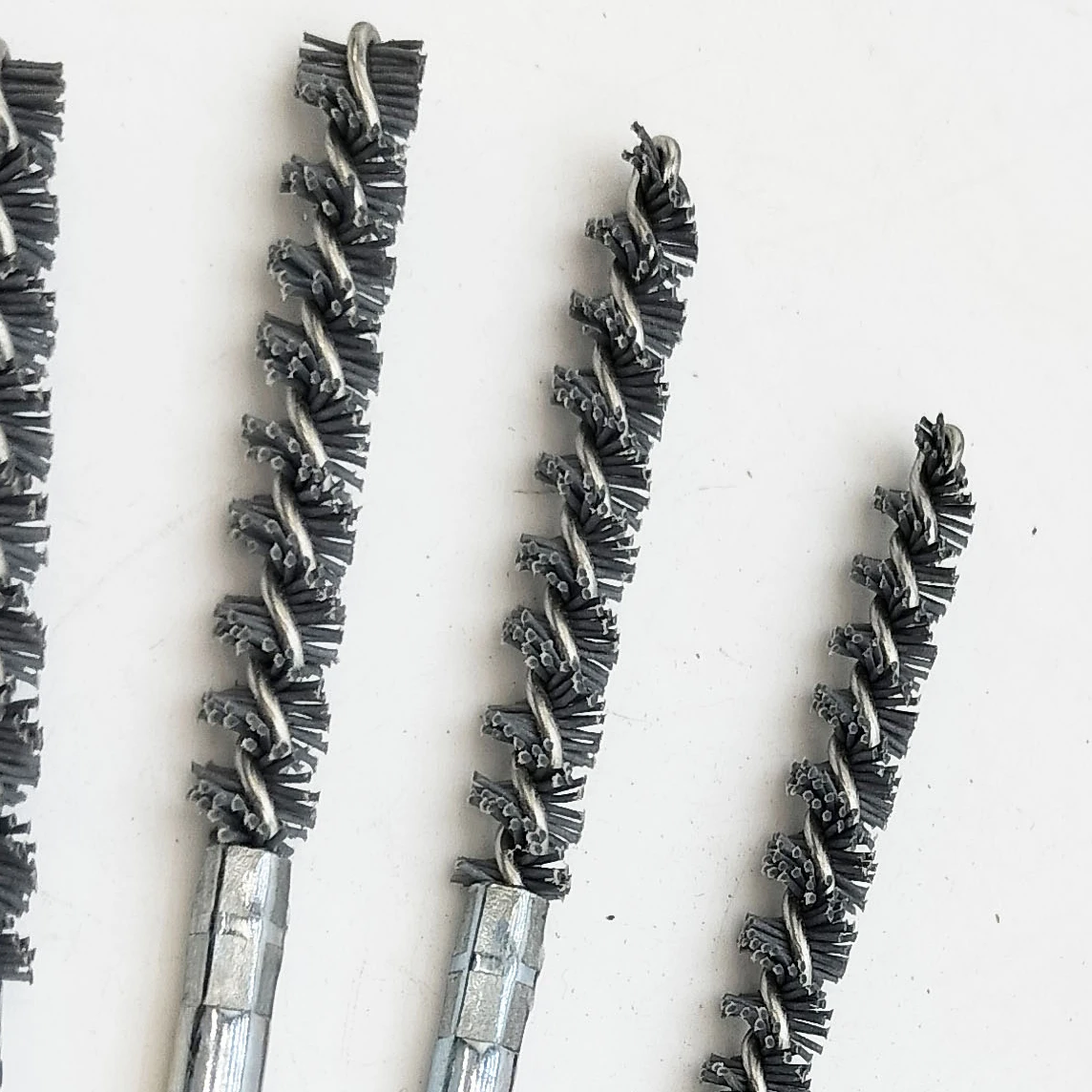 Silicon Carbide twisted wire tube and pipe brush industrial cleaning and deburring