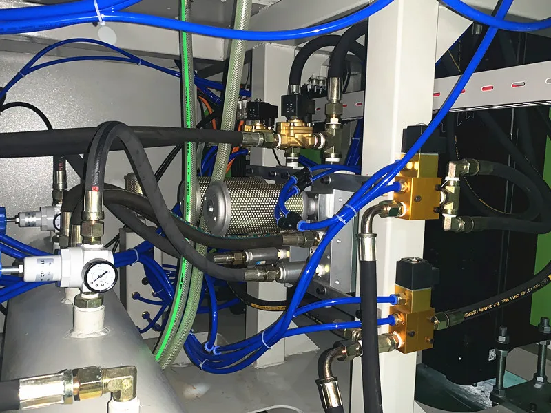 Hand feeding preform blow molding machine manual jar blowing machine