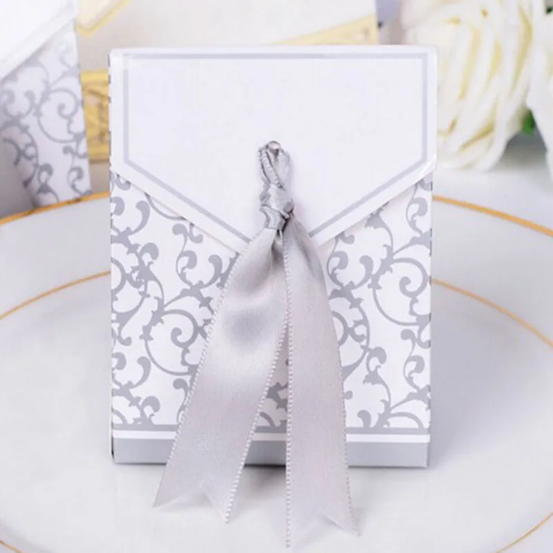 Gold Silver Paper Gift Box Packaging Party Candy Sweet Favor Box For Wedding Guests