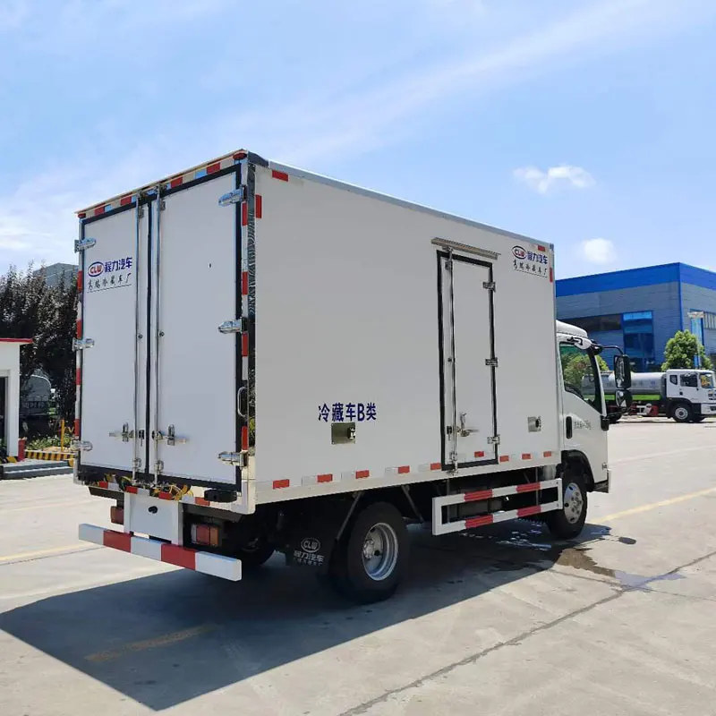 Isuzu  4*2 Light Duty Refrigerated Box Van refrigerated trucks for sale