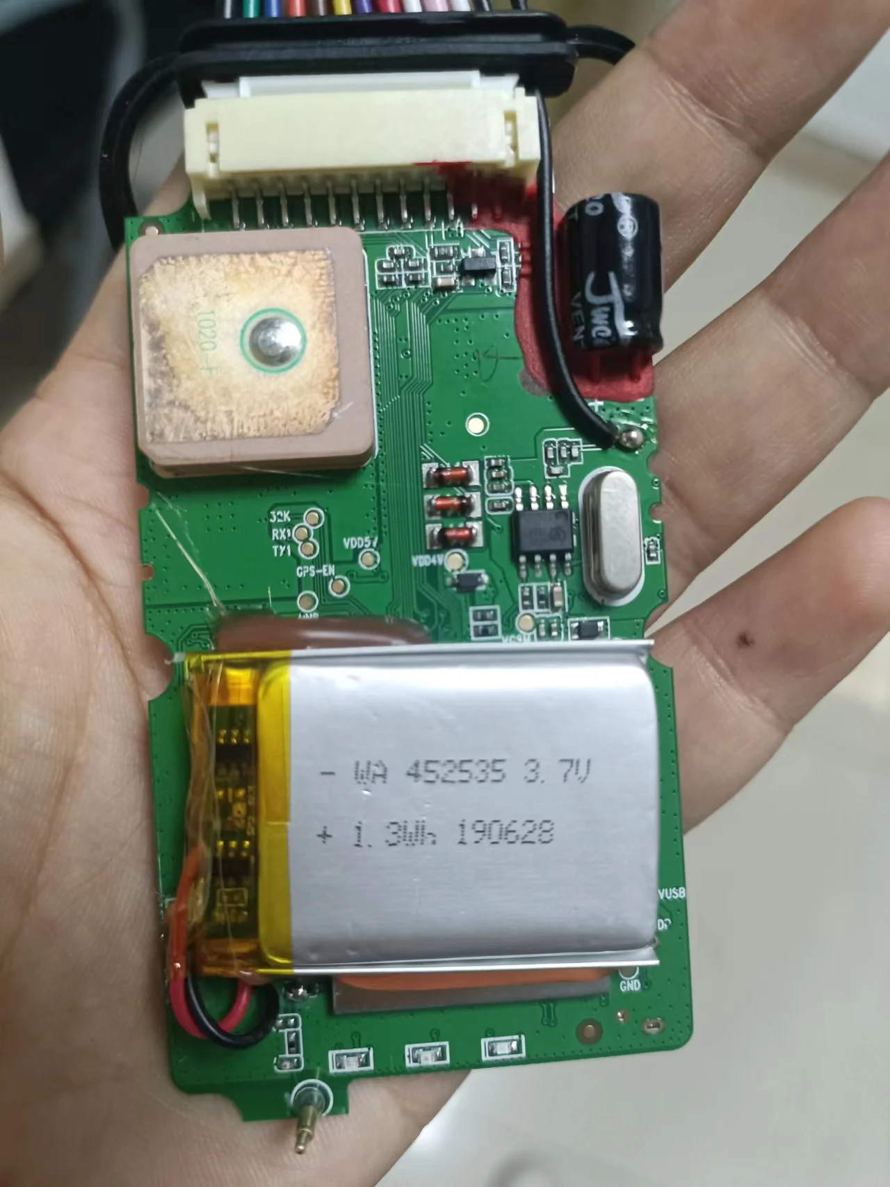 High Quality 303F Gsm 2G Real Time Free Platform Coban Car Motorcycle Safe Vehicle Gps Tracking Device Locator Gps Tracker