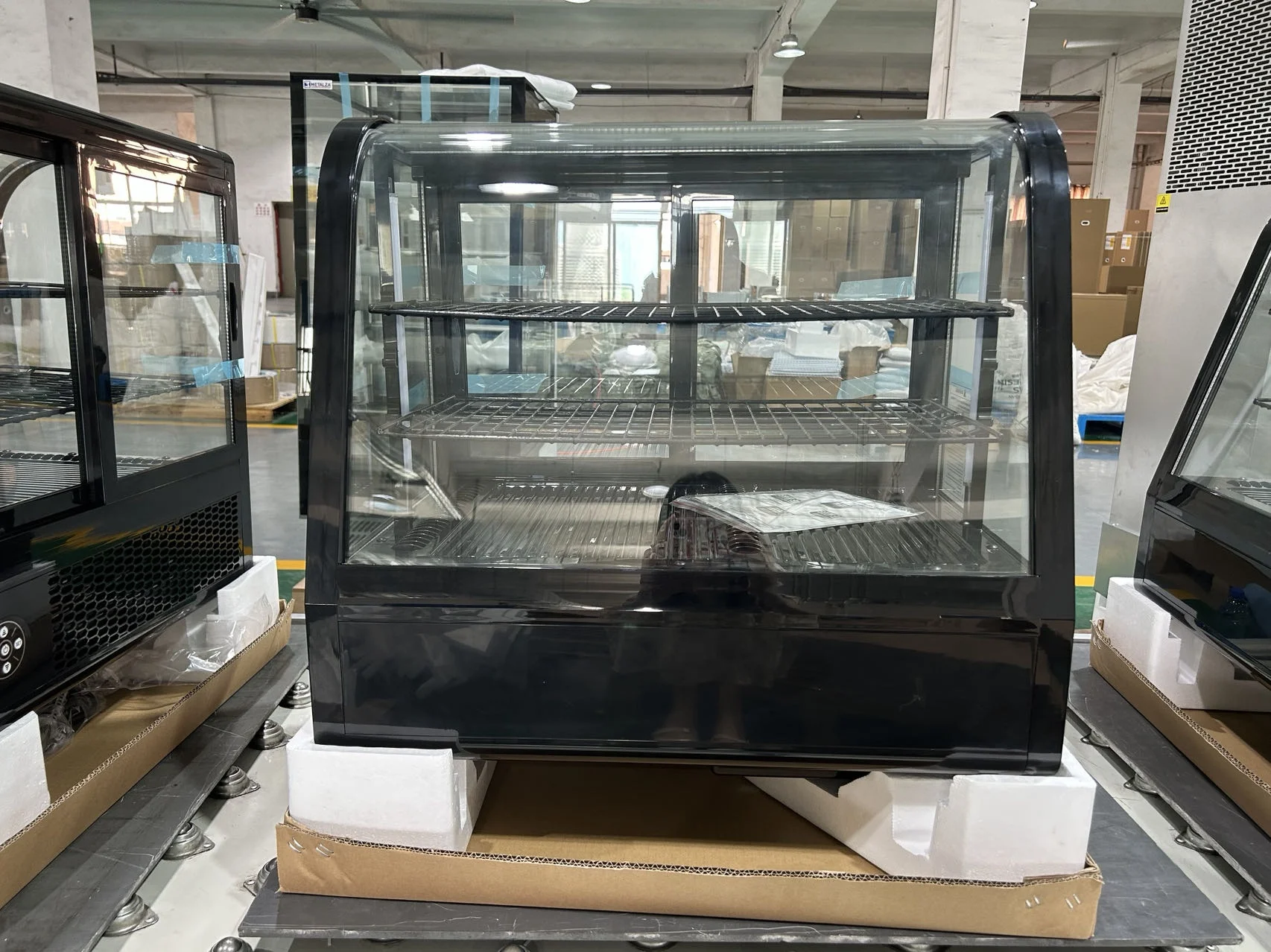 100L Popular Countertop Bakery Cake Showcase display cooler Food Display Cabinet