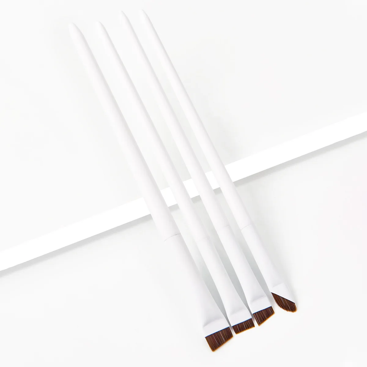 HMU White Fine Thin Flat Angled Private Label Makeup Eye Brow Liner Eyebrow Brush Set
