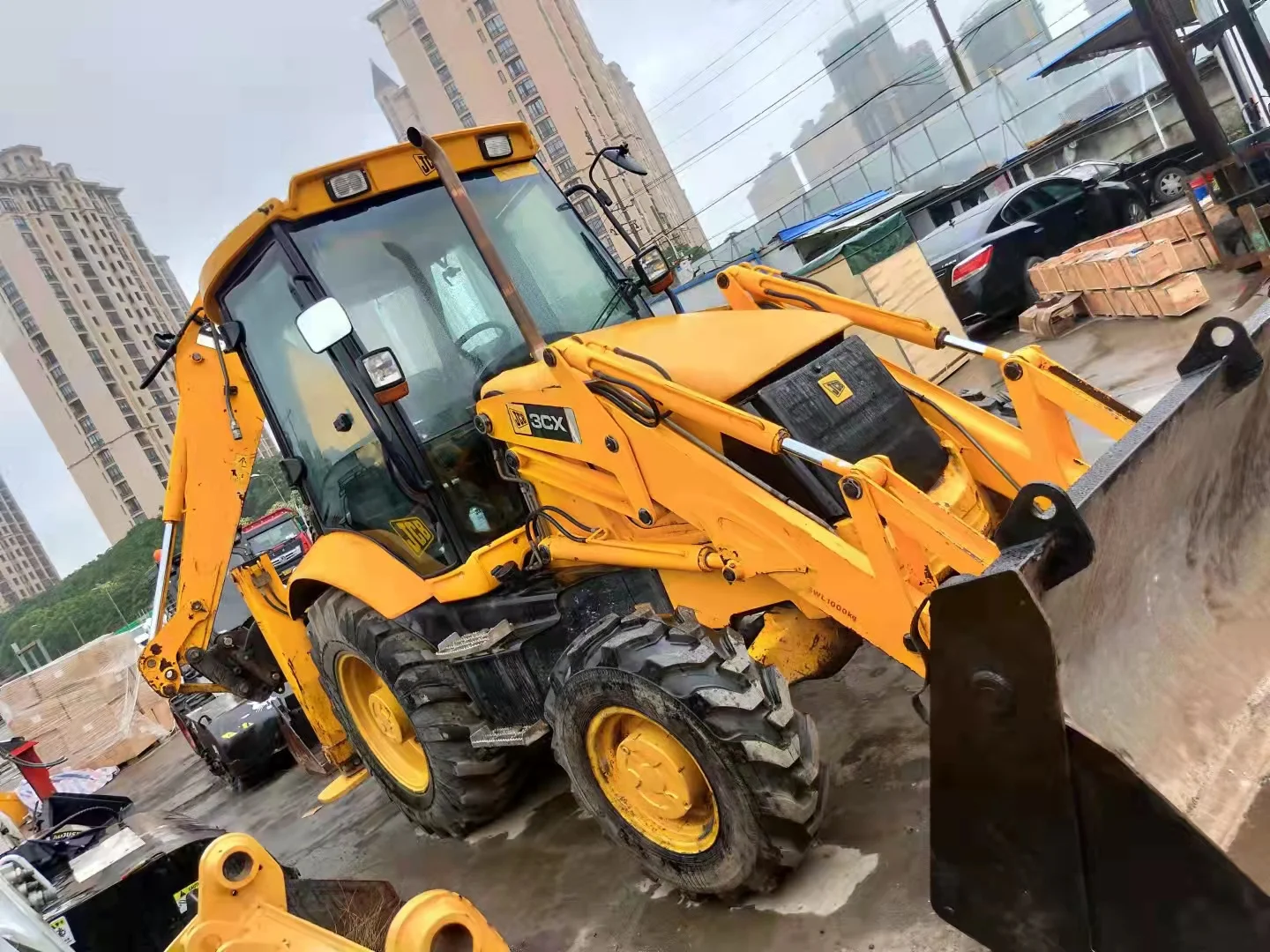 Экскаватор-погрузчик JCB 3CX