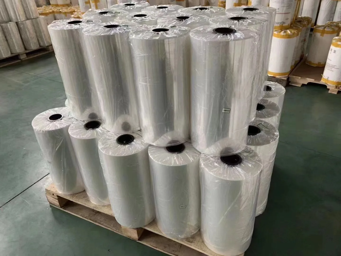 High Shrinkage Pof/PE Stretch Film Soft Moisture-Proof Heat Shrinkable Film with Strong Extensibility