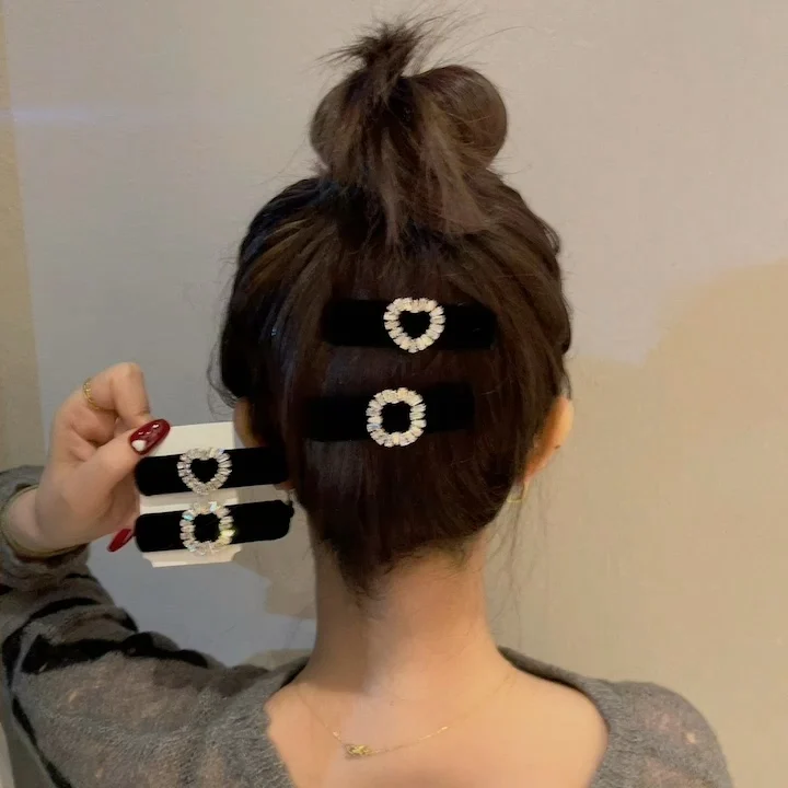 HONEY FLOWER Autumn Winter New High Class Velvet Surface BB Clip Rhinestone Zircon Love Female Block Hair Clip