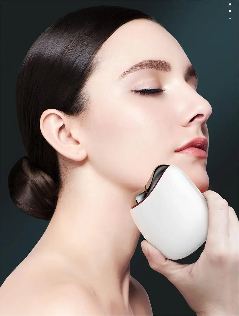 Trending product 2024 popular LED skin care device EMS face massager microcurrent facial toning device