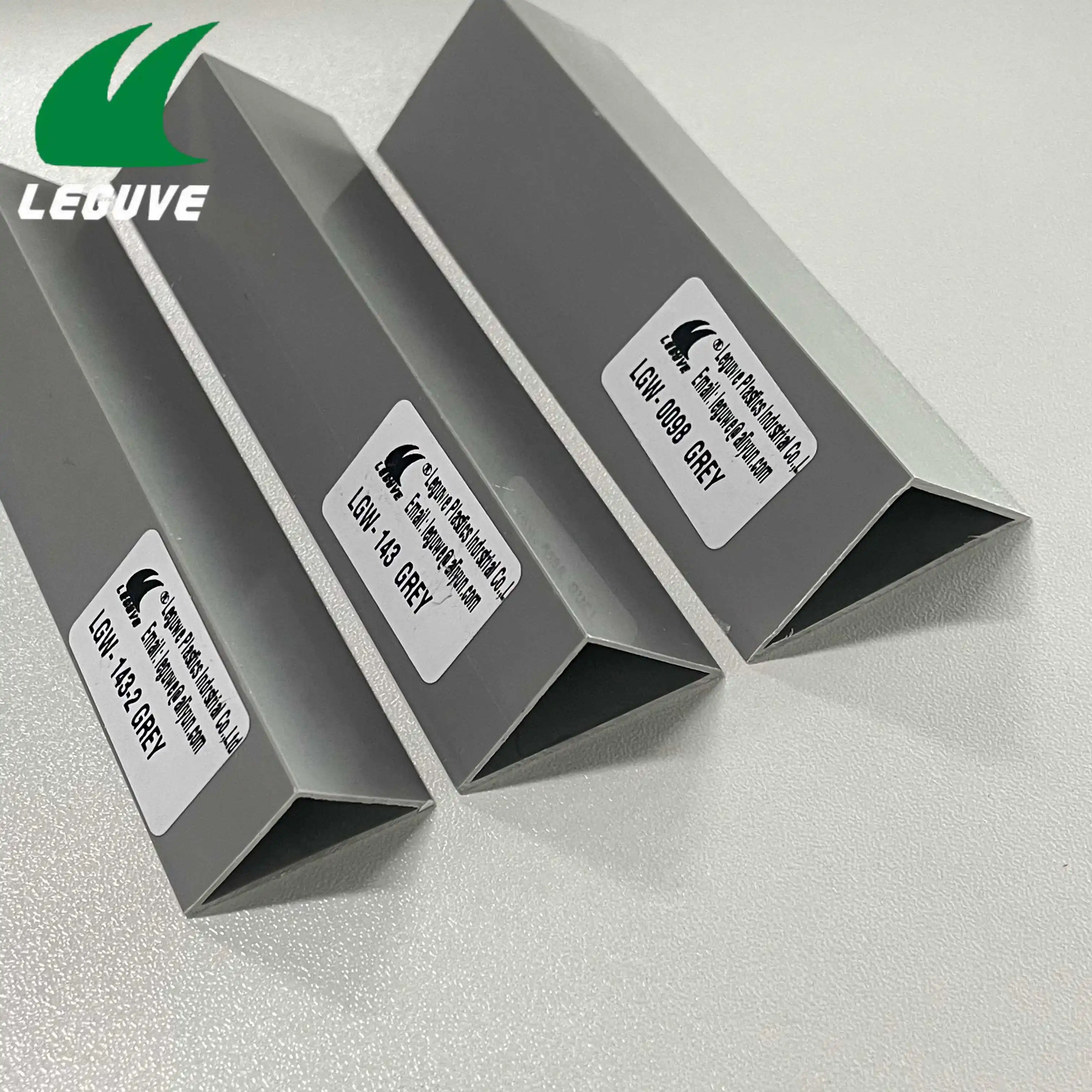 Leguwe Triangular Concrete Pvc Chamfer For Construction