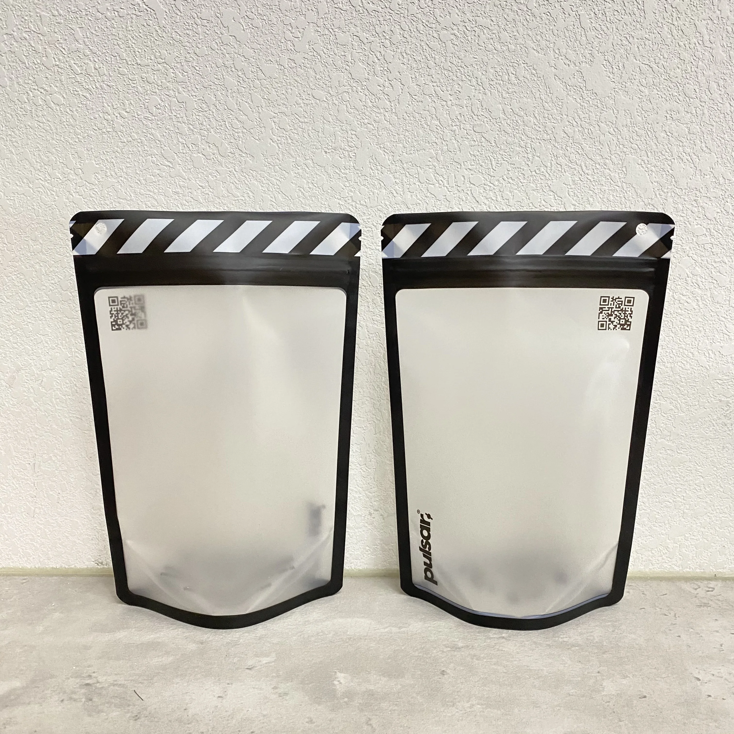 Frosted window clear heat seal zipper doypack stand up pouch panty clothing packaging bags