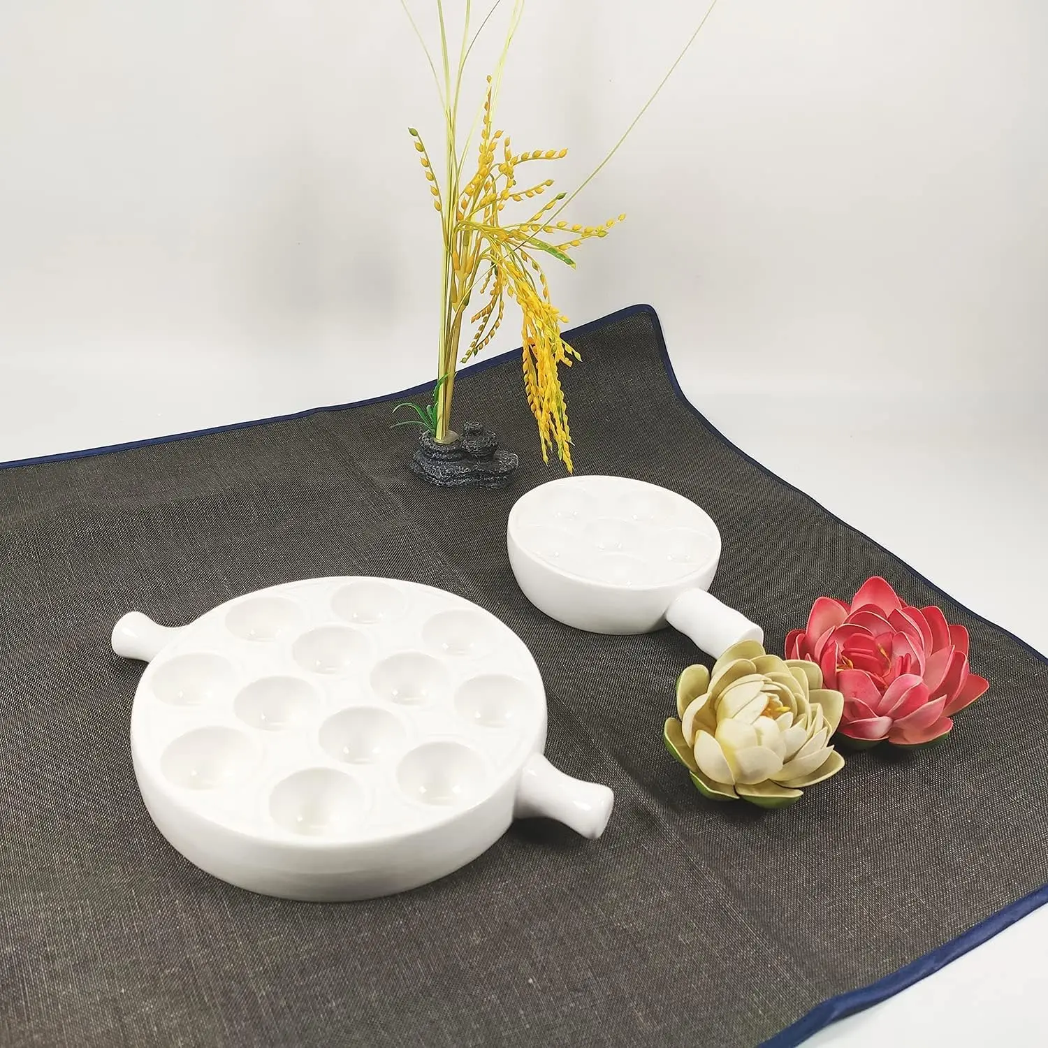 Oven Safe Holes Set for Home Restaurant Hotel appetizer Dishes baked snails baked scallop Custom White Ceramic Escargot Plates