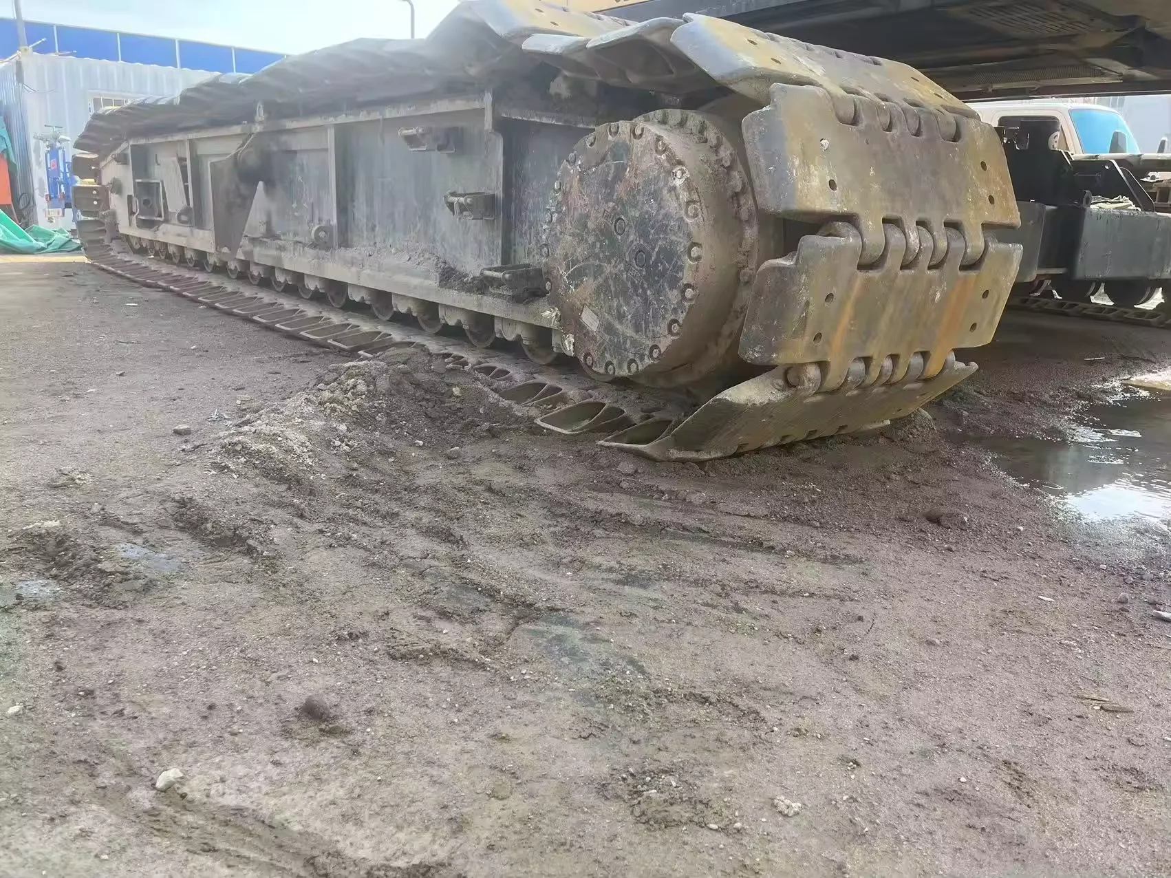 Japan made original 280 ton Hitachi sumitoto SCT2800-2 crawler crane/275ton tracked crane SXT 2800 SCT2800-2