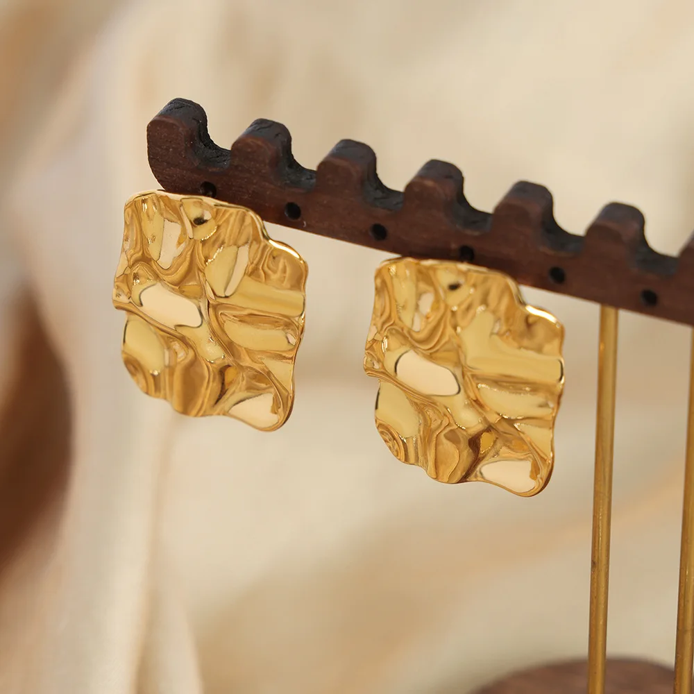 2024 Personalized Design Titanium Steel with 18K Gold Plated Irregular Square Pleated Earrings Fashion Jewelry for Women