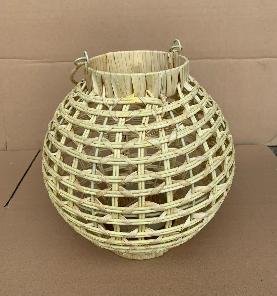 Modern Aluminium Led Line Chandeliers Ceiling Luxury Simple Personality Chandeliers & Pendant Lights from Vietnam