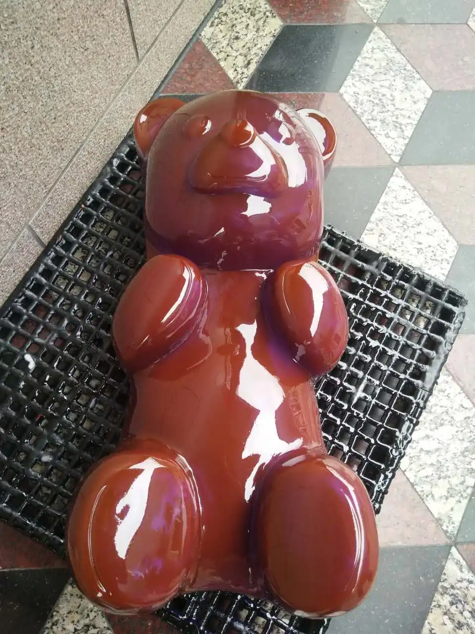 Store Promotional Visual Merchandising Transparent Resin Gummy Bear Statue