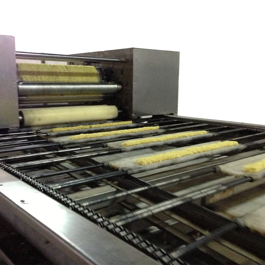 Instant Noodle Production Line / Ramen Making Equipment 30000pcs per 8hrs pasta noodles production line
