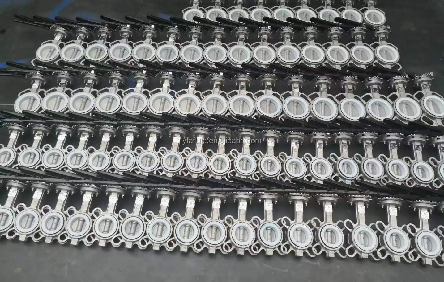 YFA ANSI High Temperature PN16 DN60/100/500 worm gear Wafer Type PTFE Centre Sealing Butterfly Valve for oil gas