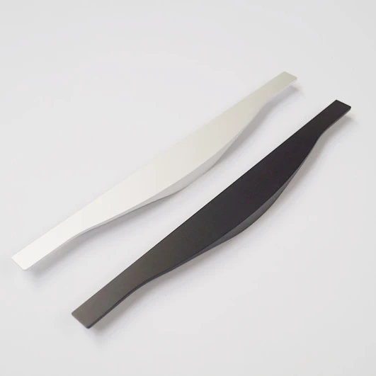 China Modern Luxury Aluminum Profile Kitchen Cabinet Wardrobe Furniture Accessories Hardware Pull Handle
