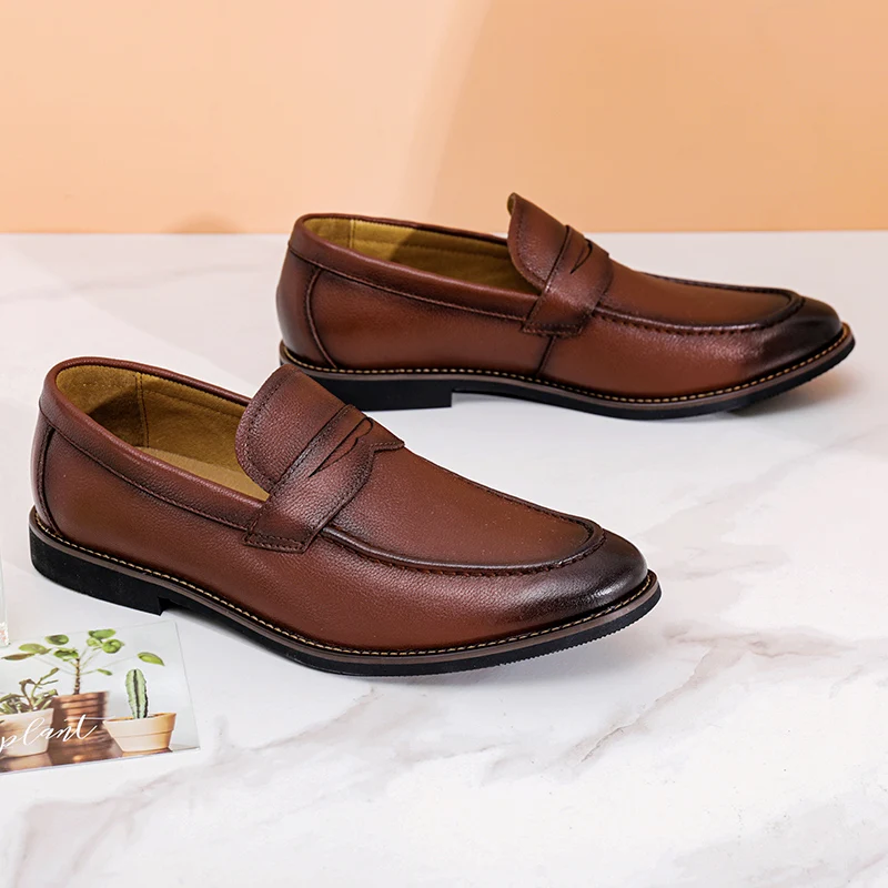 Mens Casual Business Shoes 100% Genuine Leather with Clemence  Brush-off Mens Driving shoe Slip-On loafers