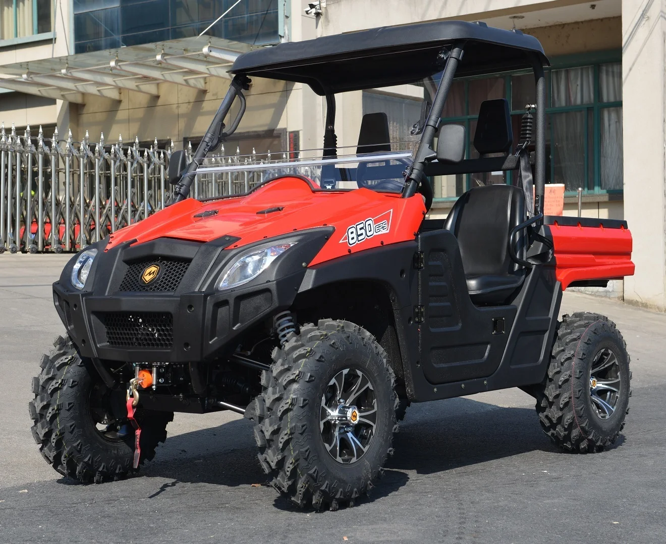 
yellow large displacement Gas UTV for farmers 800cc with snow shovel 4x4 side by side all terrain vehicle farm 