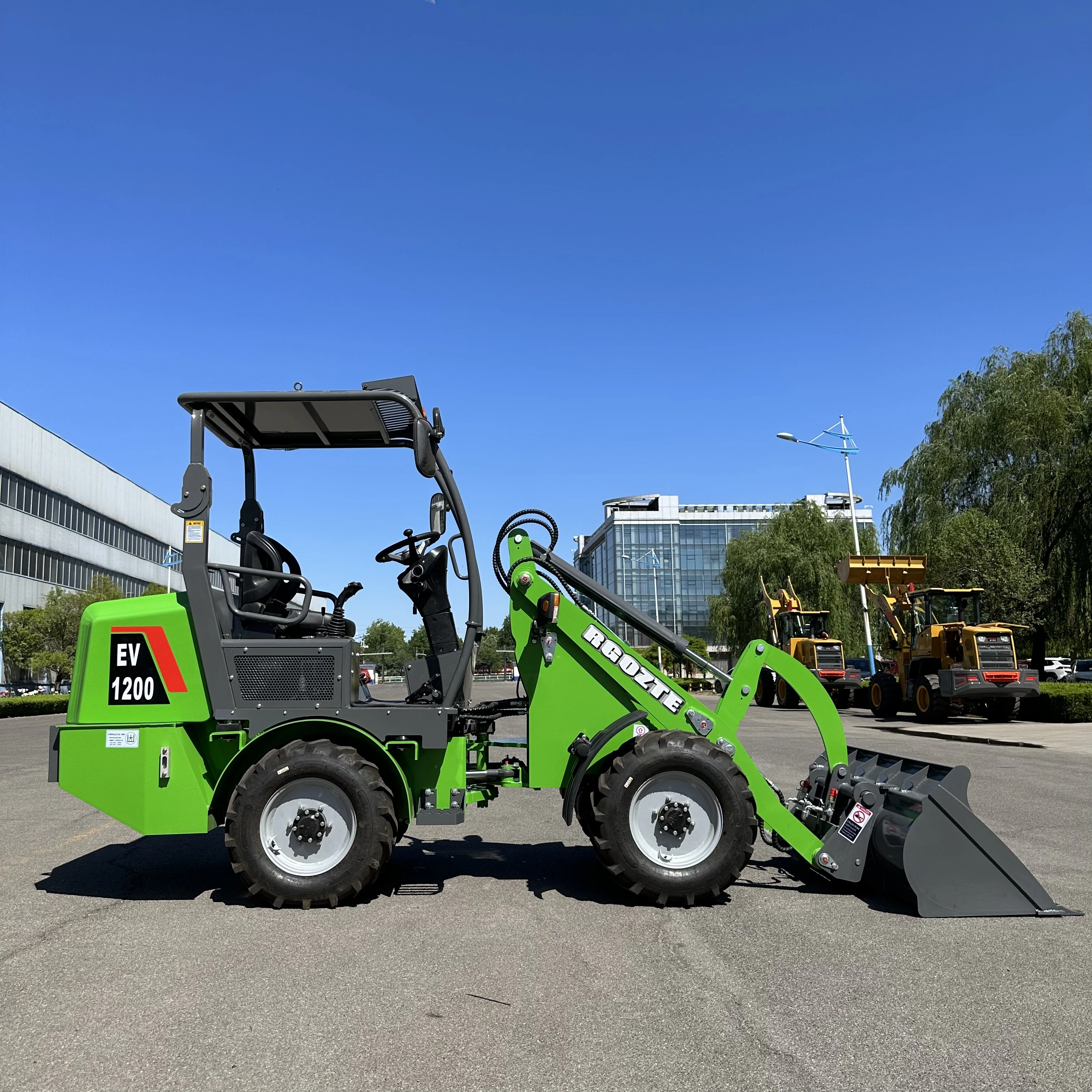 Factory Directly Sale Mini Ronggong Electric Loader With Competitive Price
